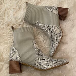Oasis Society 10 Snakeskin Ankle Boots | Stretch Knit Panel, Block Heel, NWOT